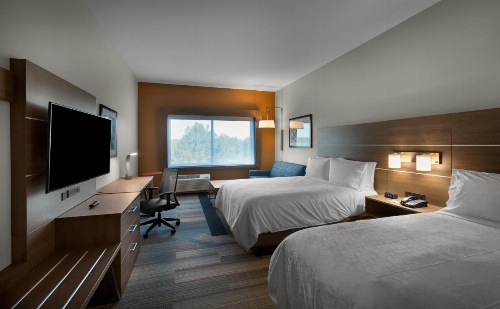 Holiday Inn Express & Suites - Fayetteville South image 19